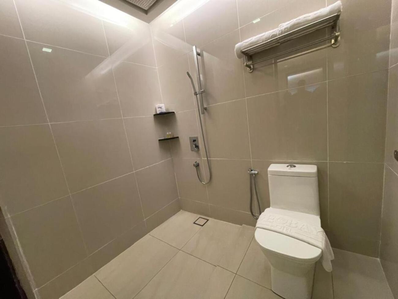Geobay Hotel Johor Bahru Esterno foto