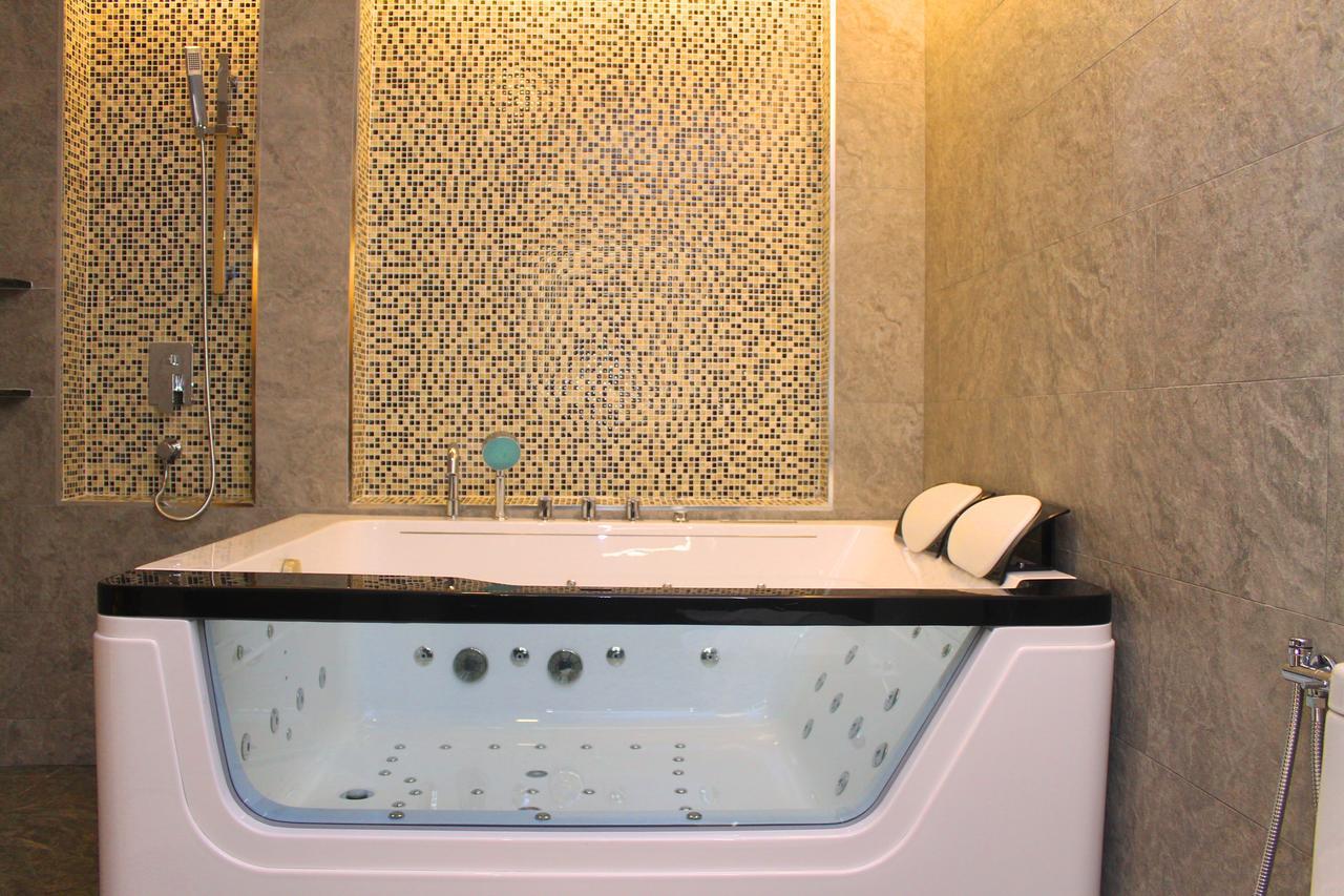 Geobay Hotel Johor Bahru Esterno foto