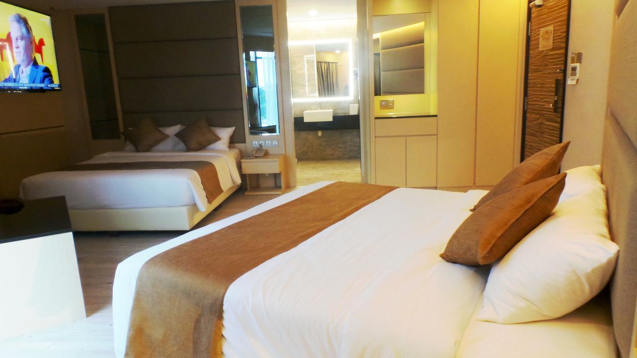 Geobay Hotel Johor Bahru Esterno foto