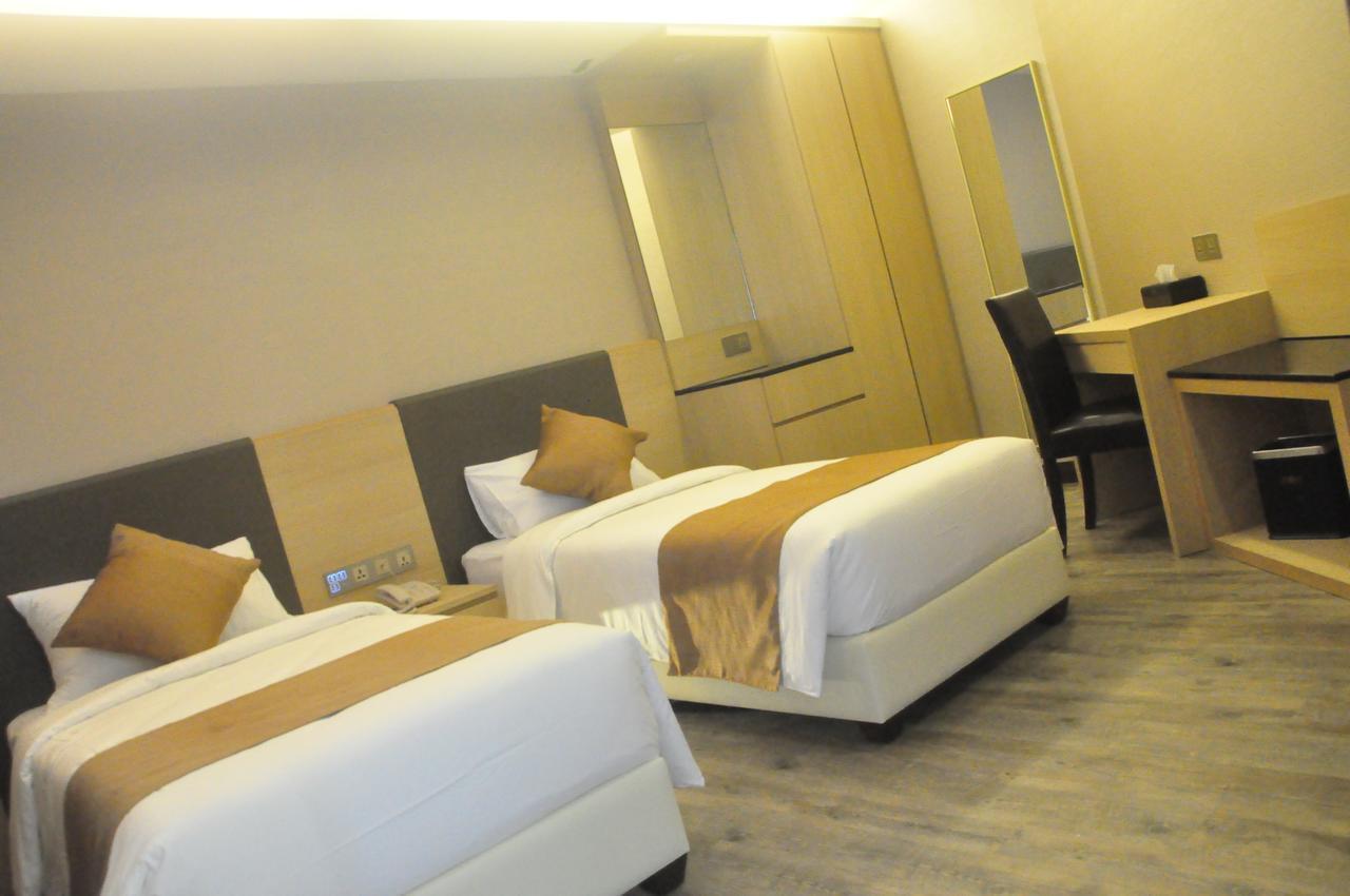 Geobay Hotel Johor Bahru Esterno foto