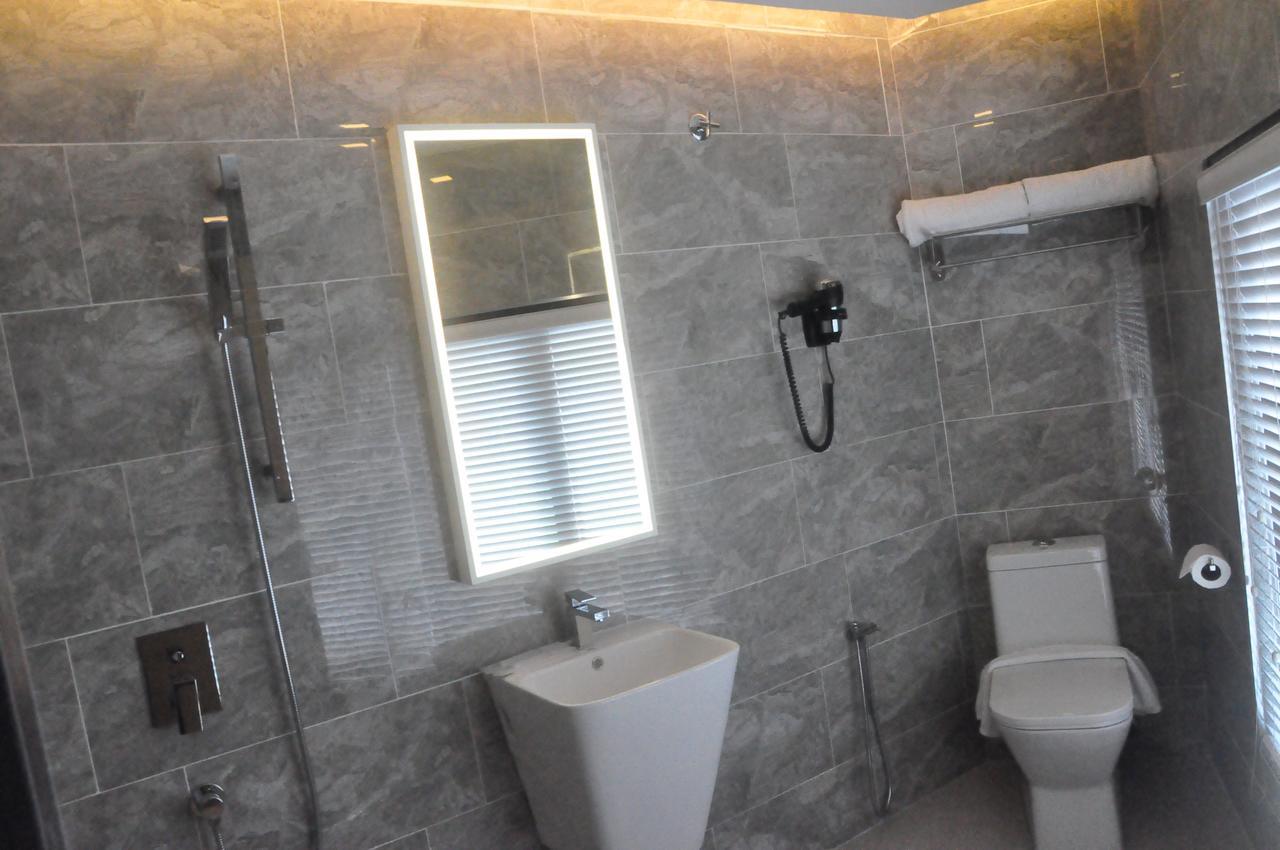 Geobay Hotel Johor Bahru Esterno foto