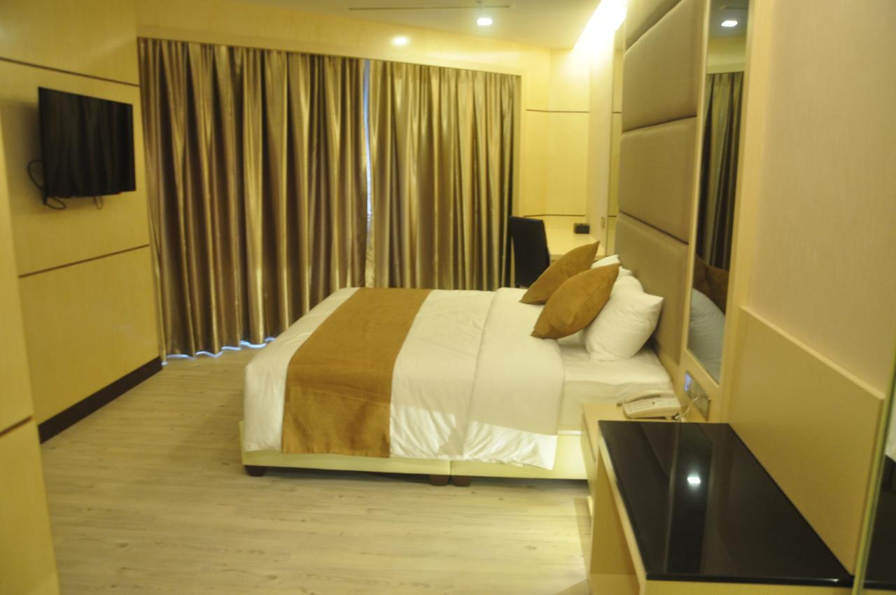 Geobay Hotel Johor Bahru Esterno foto