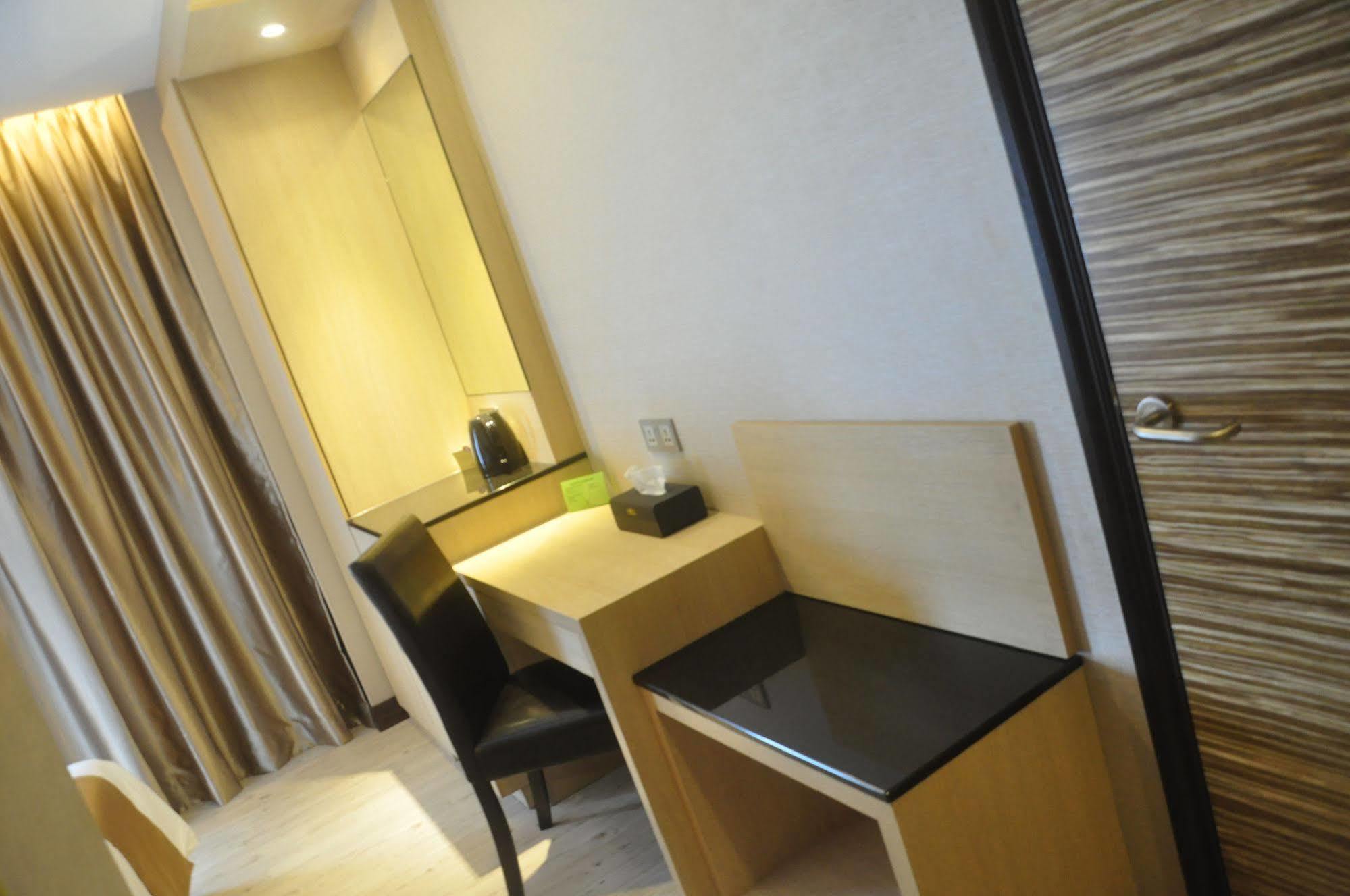 Geobay Hotel Johor Bahru Esterno foto