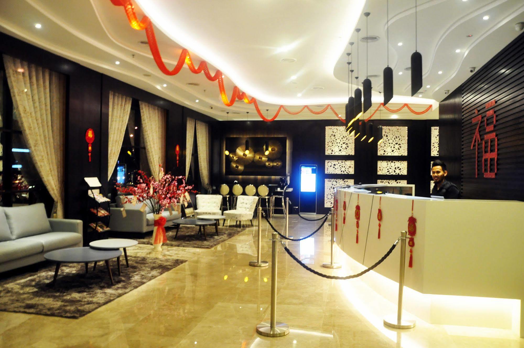 Geobay Hotel Johor Bahru Esterno foto