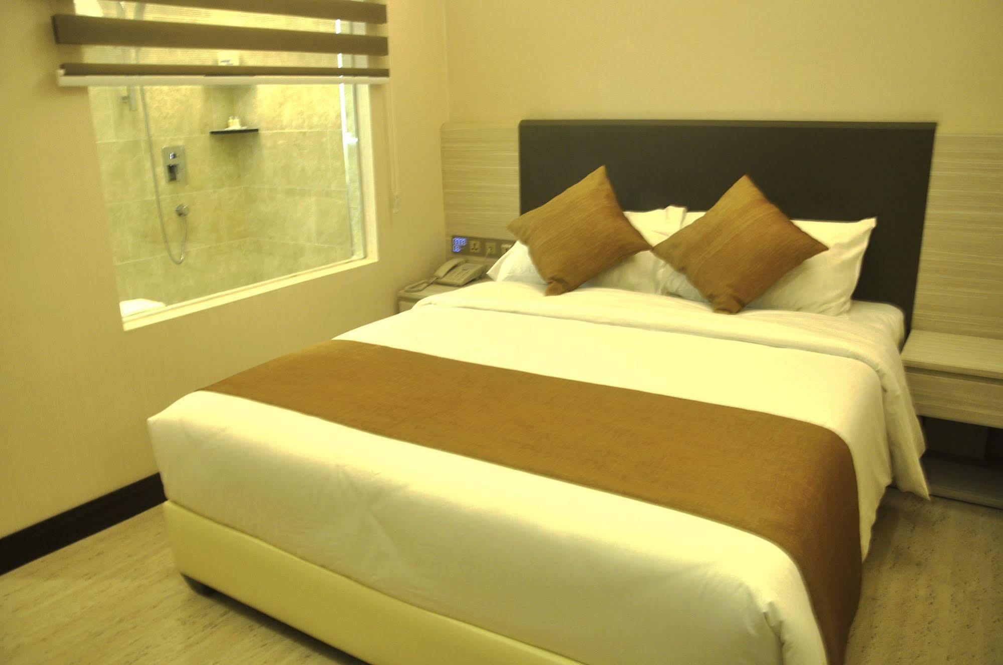 Geobay Hotel Johor Bahru Esterno foto