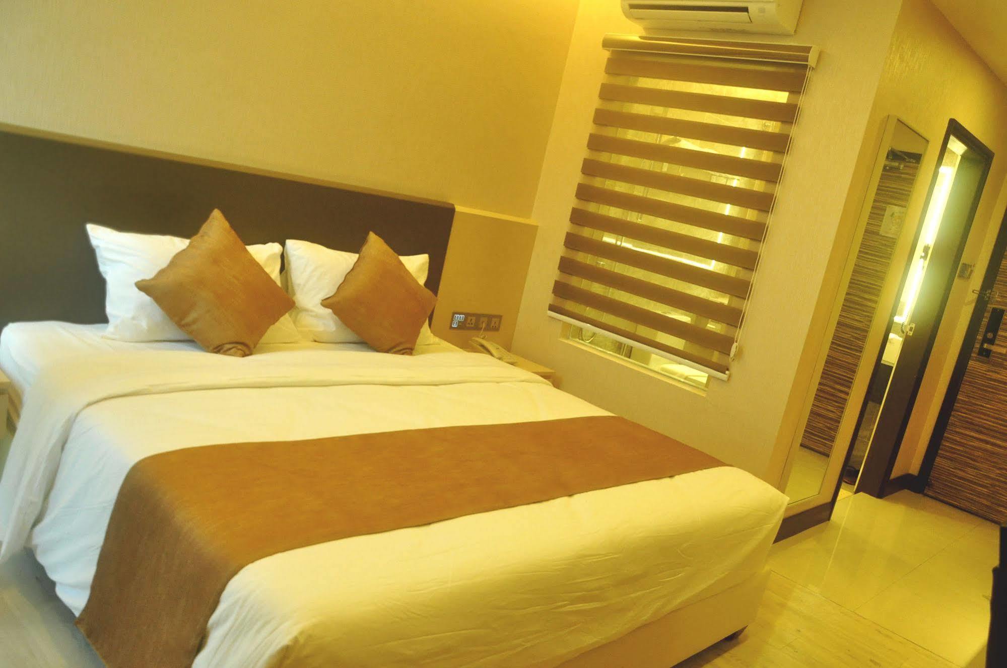 Geobay Hotel Johor Bahru Esterno foto