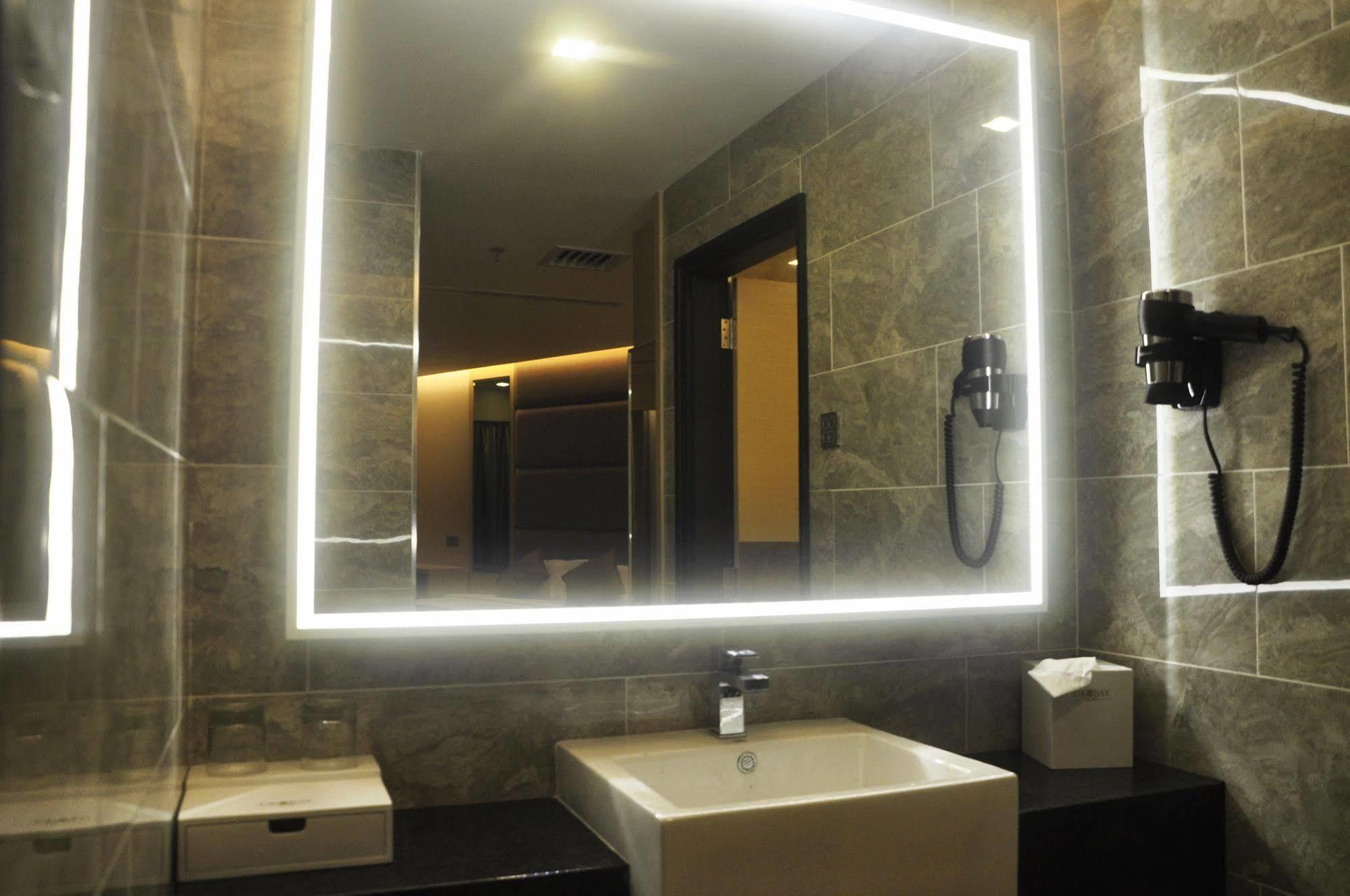 Geobay Hotel Johor Bahru Esterno foto