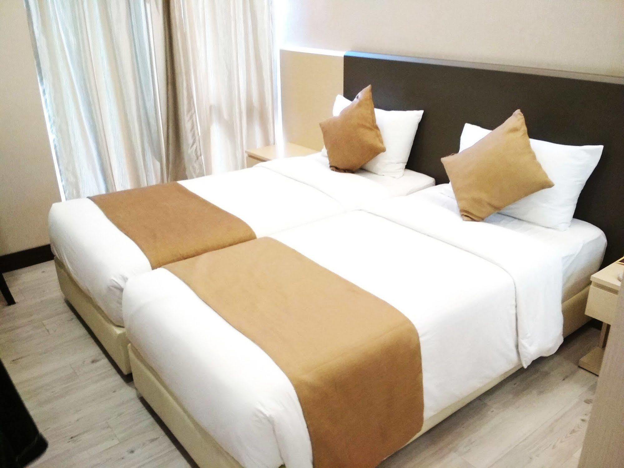 Geobay Hotel Johor Bahru Esterno foto