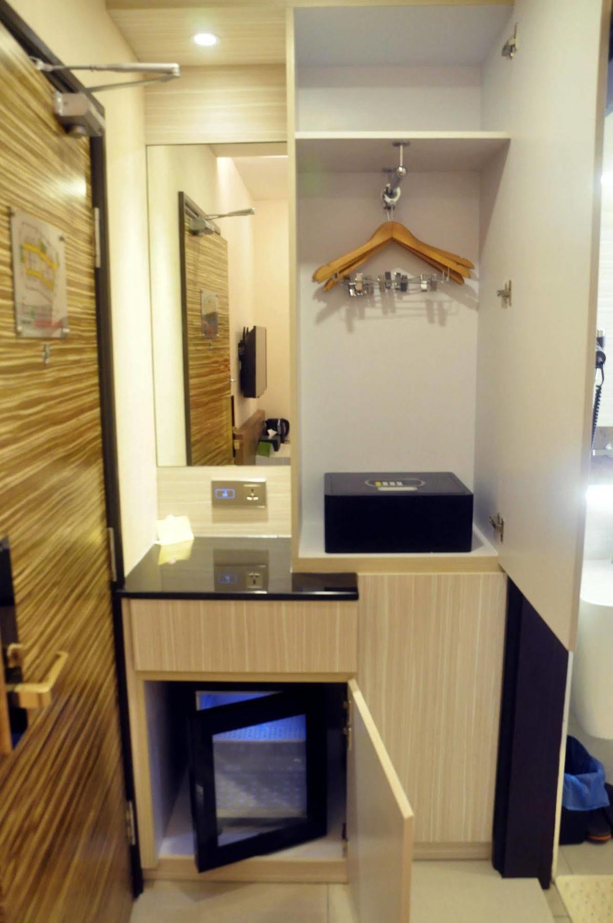 Geobay Hotel Johor Bahru Esterno foto