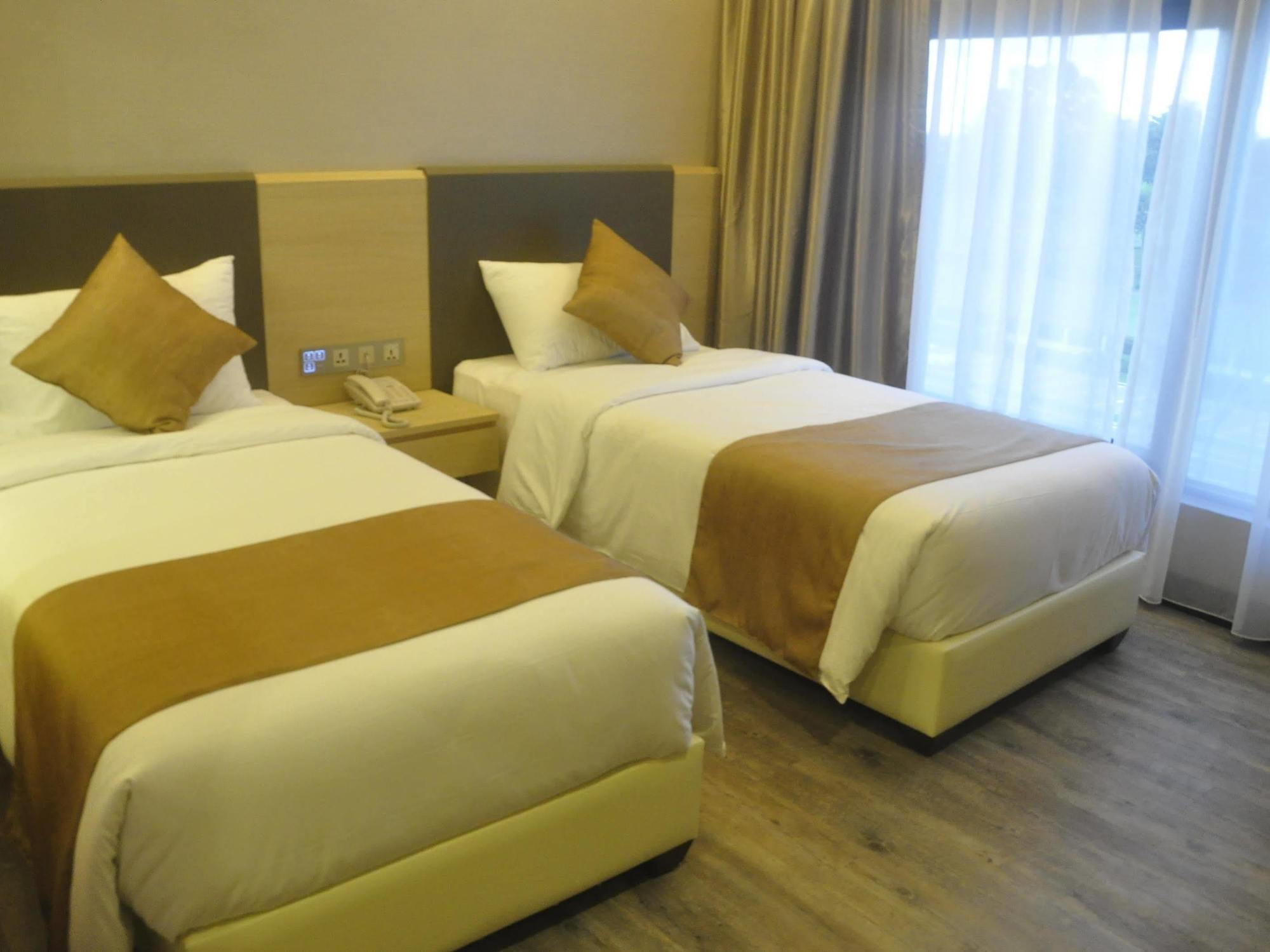 Geobay Hotel Johor Bahru Esterno foto